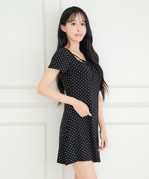 ALLuRing ChaRm(アリュリングチャーム)の「【カップ付き】Round Neck Ribbon Dot Mini Dress / ラウンドネックリボンドットミニワンピース(ワンピース・レディース・ホワイト/ブラック/ネイビー・FREE)」の15枚目の写真