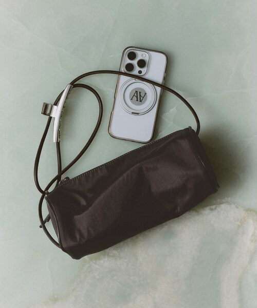 &MyuQ(アンドミューク)の「&MyuQ|MARU NY bag(ショルダーバッグ・レディース・ブラウン系その他/ブラック・00)」の2枚目の写真