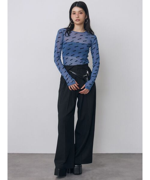 MURUA(ムルーア)の「デジタルロゴシアートップス 秋服(Tシャツ/カットソー・レディース・ブルー/ベージュ/ブラック・FREE)」の19枚目の写真
