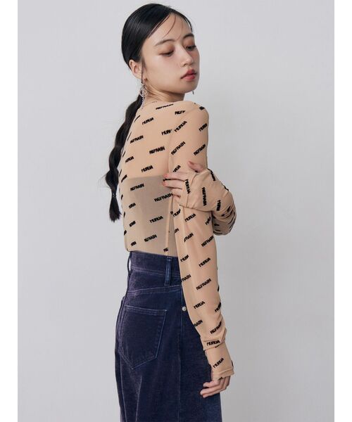 MURUA(ムルーア)の「デジタルロゴシアートップス 秋服(Tシャツ/カットソー・レディース・ブルー/ベージュ/ブラック・FREE)」の17枚目の写真