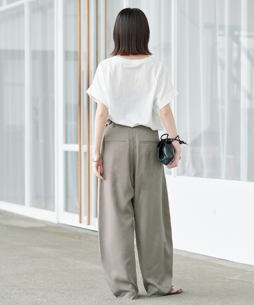 SLOBE IENA（スローブイエナ）の「《3サイズ展開/追加》ワンタックバレルスラックス（スラックス・レディース・カーキ/ブラック・34/36/38）」の13枚目の写真