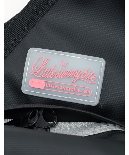 Little sunny bite(リトルサニーバイト)の「【8】【it】【Little Sunny Bite】sporty shoulder bag(ショルダーバッグ・レディース・ピンク/シルバー/ブラック・FREE)」の8枚目の写真