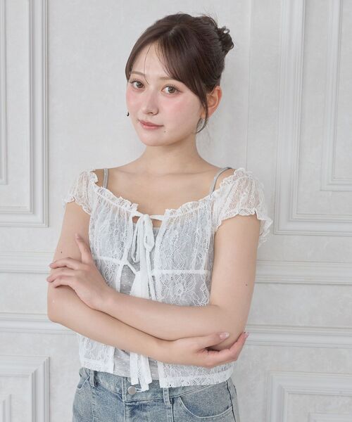 MAJESTIC LEGON(マジェスティックレゴン)の「キャミ&コンパクトレースカーデセット(カーディガン/ボレロ・レディース・オフホワイト/ブラック/アイボリー・MEDIUM)」の1枚目の写真