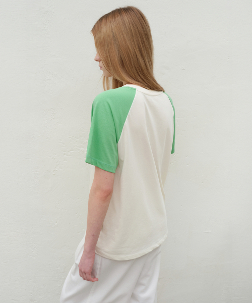 LEVAR(レバー)の「Weekend Raglan Henley T-shirt - Cream(Tシャツ/カットソー・レディース・その他・FREE)」の3枚目の写真