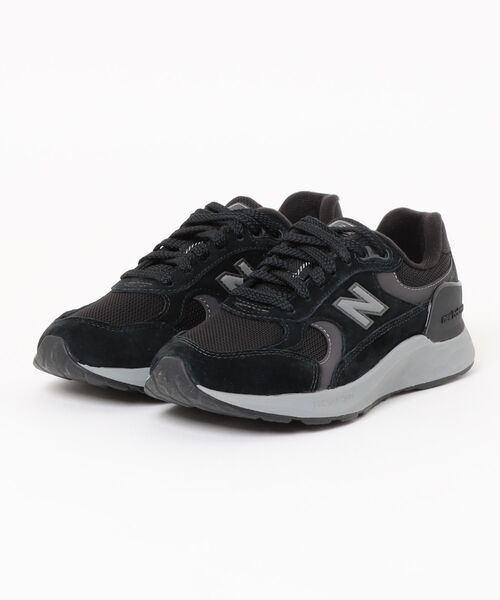 NEW BALANCE(ニューバランス)の「【New Balance】ニューバランス Fresh Foam X 1880 v2(スニーカー・レディース・グレー/ブラック・23.5cm/25.0cm/24.0cm/25.5cm/24.5cm/26.0cm/26.5cm/27.0cm/27.5cm/23.0cm)」の1枚目の写真