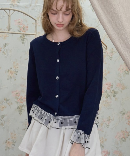 Birthday room(バースデイルーム)の「ギンガムチェックボタンフリルCD/Gingham Check Button-Front Ruffled Cardigan(カーディガン/ボレロ・レディース・ネイビー/グレー/アイボリー・FREE)」の1枚目の写真