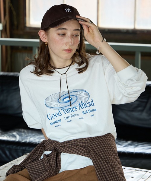 GEORGE'S(ジョージズ)の「アソートプリントロンT(Tシャツ/カットソー・レディース・ホワイト系その他2/ホワイト系その他/チャコールグレー・FREE)」の6枚目の写真
