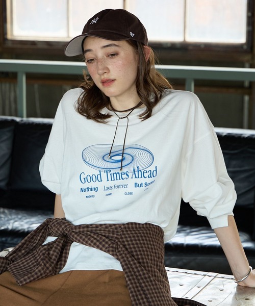 GEORGE'S(ジョージズ)の「アソートプリントロンT(Tシャツ/カットソー・レディース・ホワイト系その他2/ホワイト系その他/チャコールグレー・FREE)」の8枚目の写真