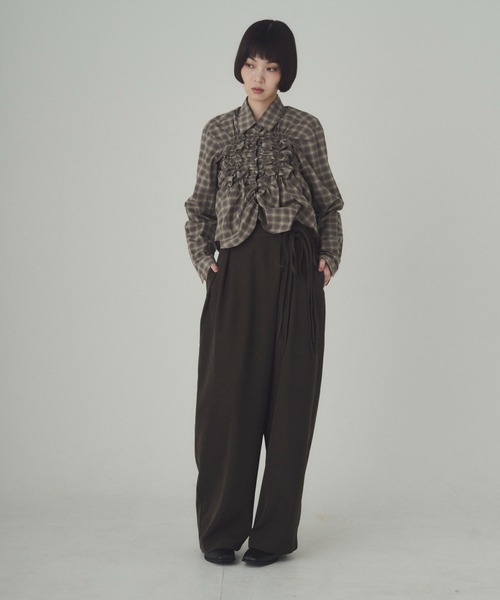 SOYEN(ソイエン)の「アシンメトリーラップパンツ(スラックス・レディース・ブラウン/ブラック・S/M)」の6枚目の写真
