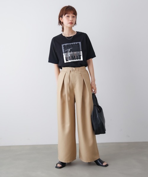 Bou Jeloud(ブージュルード)の「スレンダーベルトワイドパンツ(その他パンツ・レディース・オフホワイト/ベージュ/ネイビー・MEDIUM)」の4枚目の写真