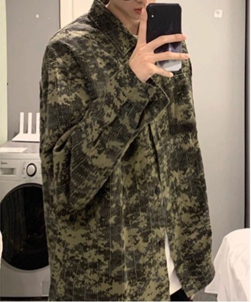 DOUBLE STEAL(ダブルスティール)の「DSカモフラージュルーズジャケット(その他アウター・メンズ・カーキ・X-LARGE/LARGE/MEDIUM)」の2枚目の写真