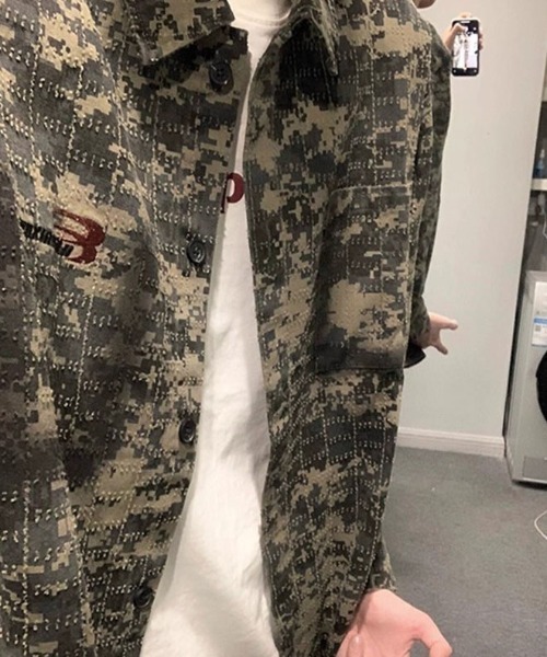 DOUBLE STEAL(ダブルスティール)の「DSカモフラージュルーズジャケット(その他アウター・メンズ・カーキ・X-LARGE/LARGE/MEDIUM)」の3枚目の写真