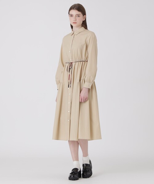 BLUE LABEL CRESTBRIDGE(ブルーレーベルクレストブリッジ)の「ギャザーシャツドレス(ワンピース・レディース・ダークネイビー/ベージュ系その他・38/40/36)」の2枚目の写真