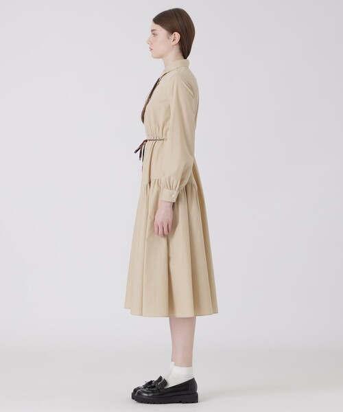 BLUE LABEL CRESTBRIDGE(ブルーレーベルクレストブリッジ)の「ギャザーシャツドレス(ワンピース・レディース・ダークネイビー/ベージュ系その他・38/40/36)」の10枚目の写真