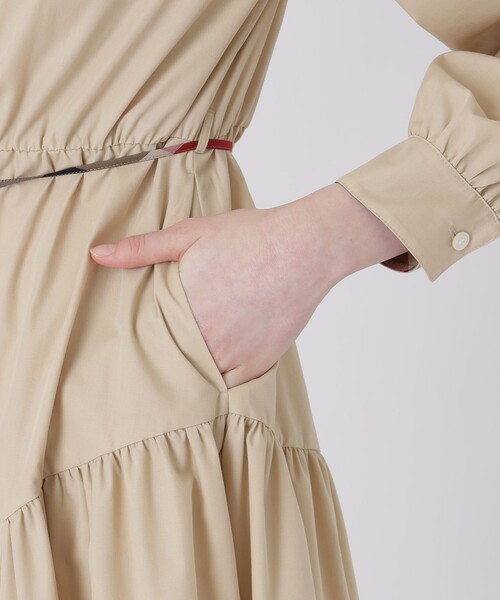 BLUE LABEL CRESTBRIDGE(ブルーレーベルクレストブリッジ)の「ギャザーシャツドレス(ワンピース・レディース・ダークネイビー/ベージュ系その他・38/40/36)」の15枚目の写真