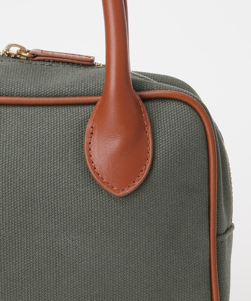 OUTDOOR PRODUCTS(アウトドアプロダクツ)の「CANVAS LEATHER CUBE BAG(ショルダーバッグ・レディース・カーキ/ネイビー・FREE)」の11枚目の写真