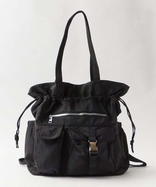 Chick(チック)の「【2WAY】【A4サイズ対応】Water-Repellent 2-Way Drawstring Multi-Pocket Bag / 撥水2WAY 巾着仕様 マルチポケットバッグ y2k 韓国系 レディース 秋 秋服 2026年秋冬(バックパック/リュック・メンズ・ブラック・FREE)」の1枚目の写真