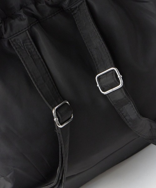 Chick(チック)の「【2WAY】【A4サイズ対応】Water-Repellent 2-Way Drawstring Multi-Pocket Bag / 撥水2WAY 巾着仕様 マルチポケットバッグ y2k 韓国系 レディース 秋 秋服 2026年秋冬(バックパック/リュック・メンズ・ブラック・FREE)」の5枚目の写真