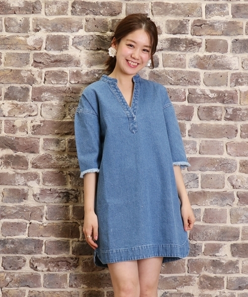 Chico（チコ）の「スキッパーデニムワンピース（ワンピース・レディース・ホワイト/ブルー/ライトブルー・FREE）」の14枚目の写真