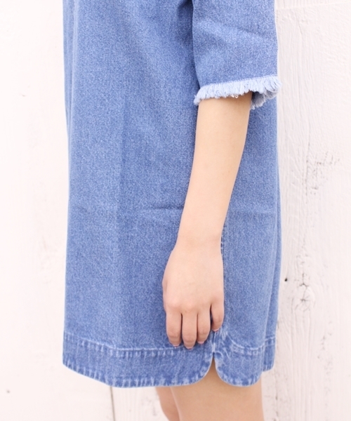 Chico（チコ）の「スキッパーデニムワンピース（ワンピース・レディース・ホワイト/ブルー/ライトブルー・FREE）」の8枚目の写真