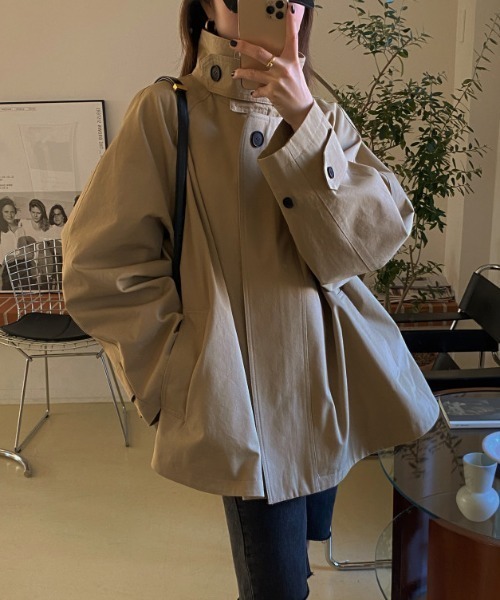 FAVORITO(ファヴォリート)の「ジップ付きデザインジャケット(その他アウター・レディース・モカ/カーキ・F)」の18枚目の写真