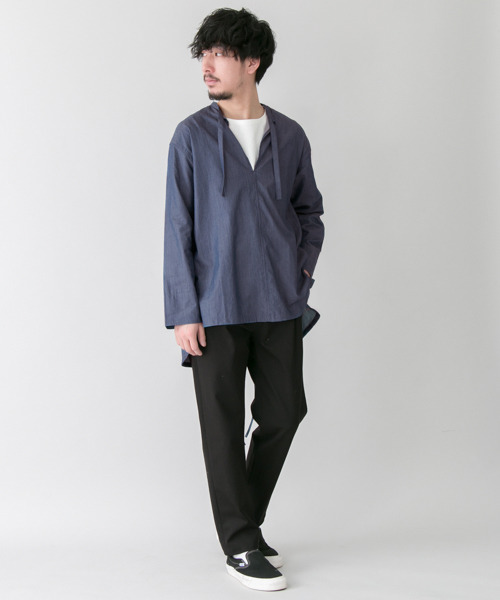URBAN RESEARCH（アーバンリサーチ）の「COSEI LONG TAIL SHIRT（シャツ/ブラウス・メンズ・インディゴブルー/ホワイト・2/1/3）」の20枚目の写真