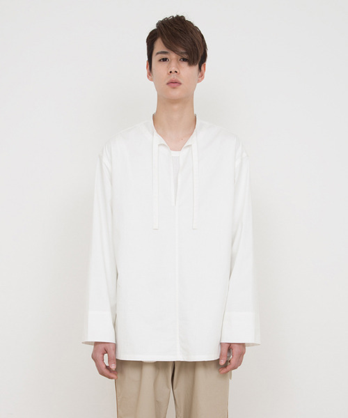 URBAN RESEARCH（アーバンリサーチ）の「COSEI LONG TAIL SHIRT（シャツ/ブラウス・メンズ・インディゴブルー/ホワイト・2/1/3）」の18枚目の写真