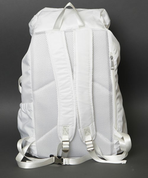 セール フロントポケットナイロンバックパック Aqua N バックパック バッグ リュック Mementism メメントイズム のファッション