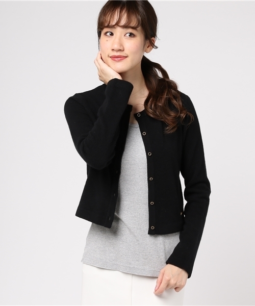 BLUE LABEL CRESTBRIDGE(ブルーレーベルクレストブリッジ)の「ソフティラムズウール カーディガン(カーディガン/ボレロ・レディース・ブラック/オフホワイト/グレー/ベージュ・38)」の2枚目の写真