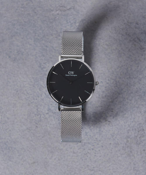 Daniel Wellington（ダニエルウェリントン）の「＜Daniel Wellington（ダニエル ウェリントン）＞PETITE BLACK 腕時計32mm†◆（アナログ腕時計・レディース・ゴールド/シルバー・FREE）」の1枚目の写真