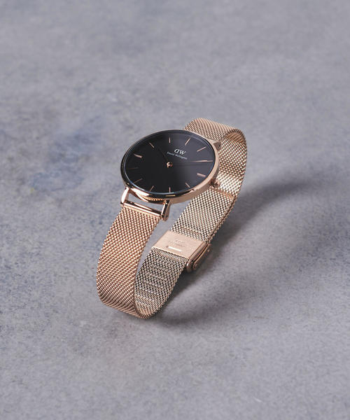 Daniel Wellington（ダニエルウェリントン）の「＜Daniel Wellington（ダニエル ウェリントン）＞PETITE BLACK 腕時計32mm†◆（アナログ腕時計・レディース・ゴールド/シルバー・FREE）」の3枚目の写真