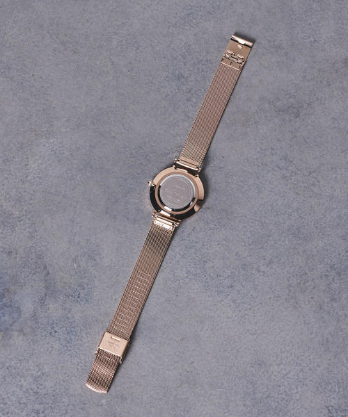 Daniel Wellington（ダニエルウェリントン）の「＜Daniel Wellington（ダニエル ウェリントン）＞PETITE BLACK 腕時計32mm†◆（アナログ腕時計・レディース・ゴールド/シルバー・FREE）」の5枚目の写真