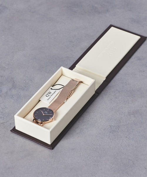 Daniel Wellington（ダニエルウェリントン）の「＜Daniel Wellington（ダニエル ウェリントン）＞PETITE BLACK 腕時計32mm†◆（アナログ腕時計・レディース・ゴールド/シルバー・FREE）」の13枚目の写真