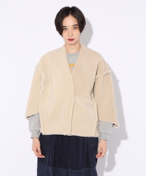 niko and（ニコアンド）の「フェイクムートンリバーシブル