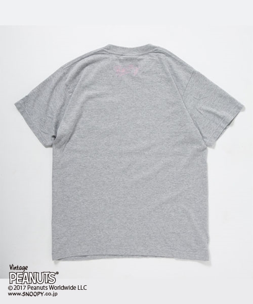 PINEAPPLE BETTY'S パイナップルベティーズ × Peanuts ピーナッツ コラボ半袖プリント ポケットTシャツ PBT-007 PINEAPPLE BETTY'S パイナップルベティーズ × Peanuts ピーナッツ コラボ半袖プリント ポケットTシャツ PBT-007