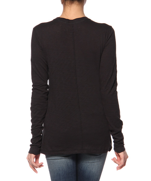 rag & bone（ラグアンドボーン）の「THE CLASSIC LS TEE（Tシャツ/カットソー・レディース・ブラック・X-SMALL/SMALL）」の4枚目の写真