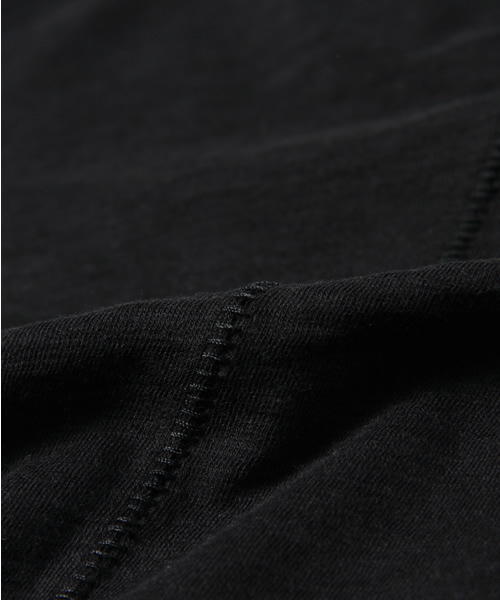 rag & bone（ラグアンドボーン）の「THE CLASSIC LS TEE（Tシャツ/カットソー・レディース・ブラック・X-SMALL/SMALL）」の7枚目の写真