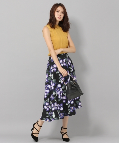 Andemiu（アンデミュウ）の「アミジヘンカリブハイネックニット806134（ニット/セーター・レディース・ネイビー/ブラウン/イエロー・FREE）」の9枚目の写真