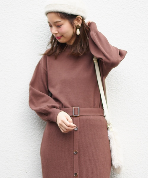 natural couture（ナチュラルクチュール）の「ボリューム袖ボトルネックプルオーバー（ニット/セーター・レディース・ライトグレー/ブラック/ベージュ/ブラウン・FREE）」の9枚目の写真