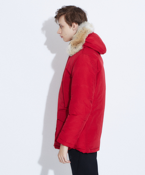 WOOLRICH(ウールリッチ)の「WOOLRICH ARCTIC マウンテンパーカー(マウンテンパーカー・メンズ・レッド/ブラック・1/2)」の15枚目の写真