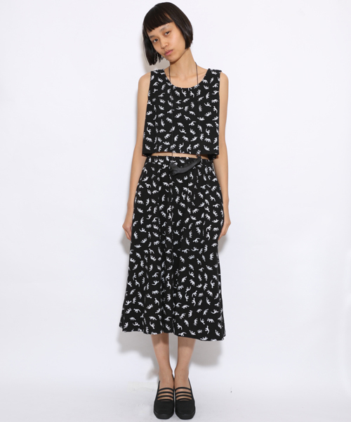 i（アイ）の「恐竜プリントギャザースカート（スカート・レディース・ホワイト/ブラック・ﾌﾘ-）」の9枚目の写真