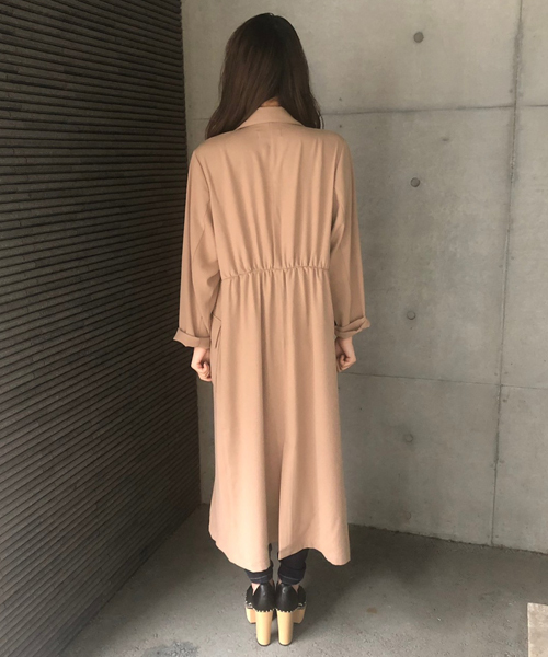 ENVYM（アンビー）の「ロングダブルＪＫ（テーラードジャケット・レディース・ベージュ/ブラック・FREE）」の6枚目の写真