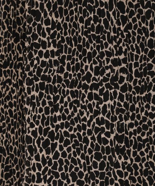 LAKOLE(ラコレ)の「ジラフ柄ブロークンプリーツスカート / LAKOLE(スカート・レディース・ブラック/ブラウン・SMALL/MEDIUM)」の11枚目の写真