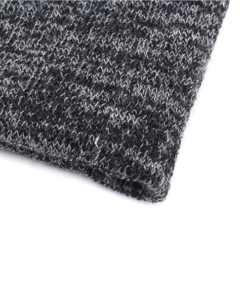 BEAMS(ビームス)の「◎BEAMS / ミドルゲージ スヌード(ストール/ショール・メンズ・グレー/ブラック系その他/ブラック/ネイビー・ONE SIZE)」の6枚目の写真