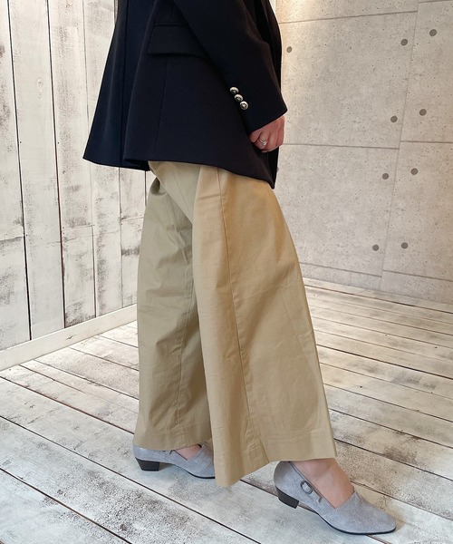 blanc/bleu(ブランブルー)の「【3E/日本製/本革/軽量/190g】2wayストラップパンプス(パンプス・レディース・ブラック/ブラック系その他/ベージュ/ブラック系その他2/カーキ/グレイッシュベージュ/グレー/ボルドー・23cm/24cm/22.5cm/23.5cm/24.5cm/21cm/21.5cm/22.0cm/24.0cm/23.0cm/22cm)」の21枚目の写真
