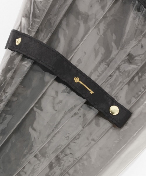 A part by（アパートバイ）の「バンブーハンドルクリアカサ　911486（長傘・レディース・ブラック/ブラウン/ホワイト系その他2・FREE）」の4枚目の写真