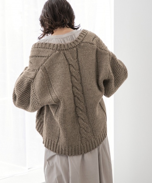 LOWRYS FARM（ローリーズファーム）の「１．５Ｇケーブルカーディガン　897277（カーディガン/ボレロ・レディース・ダークブラウン/グレー/アイボリー・FREE）」の17枚目の写真