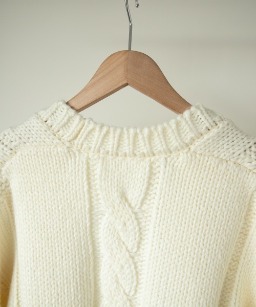 LOWRYS FARM（ローリーズファーム）の「１．５Ｇケーブルカーディガン　897277（カーディガン/ボレロ・レディース・ダークブラウン/グレー/アイボリー・FREE）」の20枚目の写真