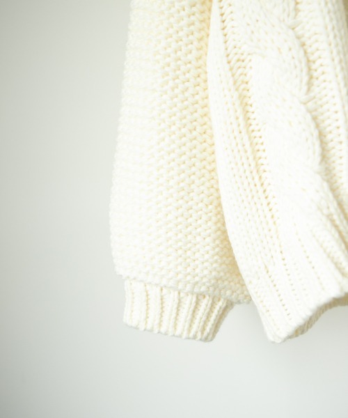 LOWRYS FARM（ローリーズファーム）の「１．５Ｇケーブルカーディガン　897277（カーディガン/ボレロ・レディース・ダークブラウン/グレー/アイボリー・FREE）」の22枚目の写真