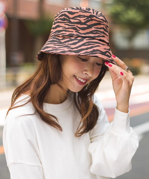 SpRay（スプレイ）の「ゼブラバケットＨＡＴ（ハット・レディース・ホワイト/ブラウン・FREE）」の2枚目の写真